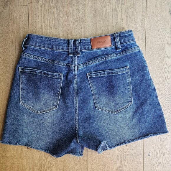 3 pairs Size 6 jean shorts - Picture 7 of 11